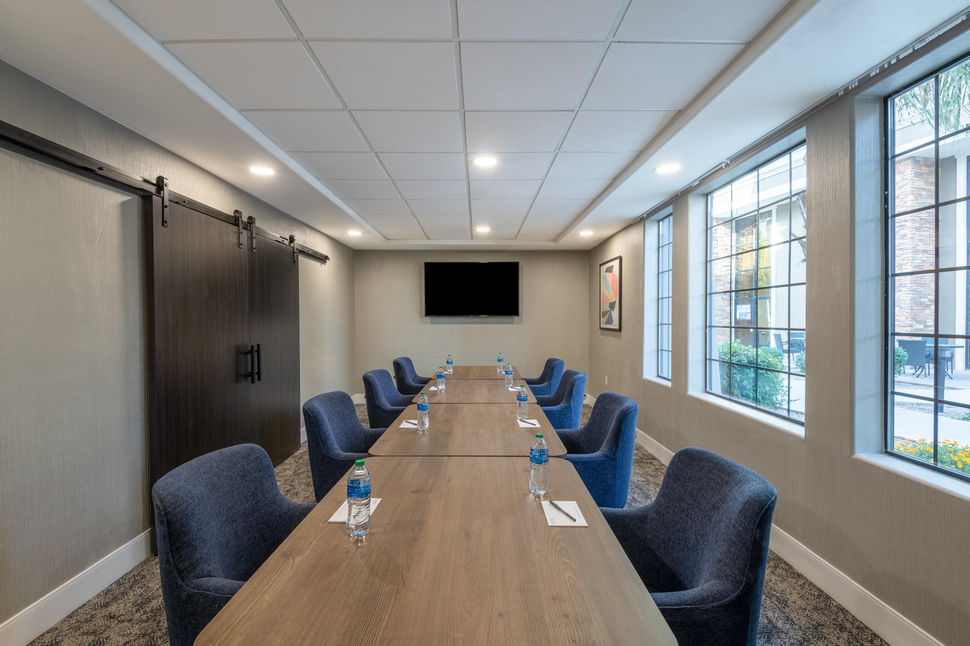 Staybridge Suites Phoenix Glendale Sports Dist By Ihg Exteriér fotografie