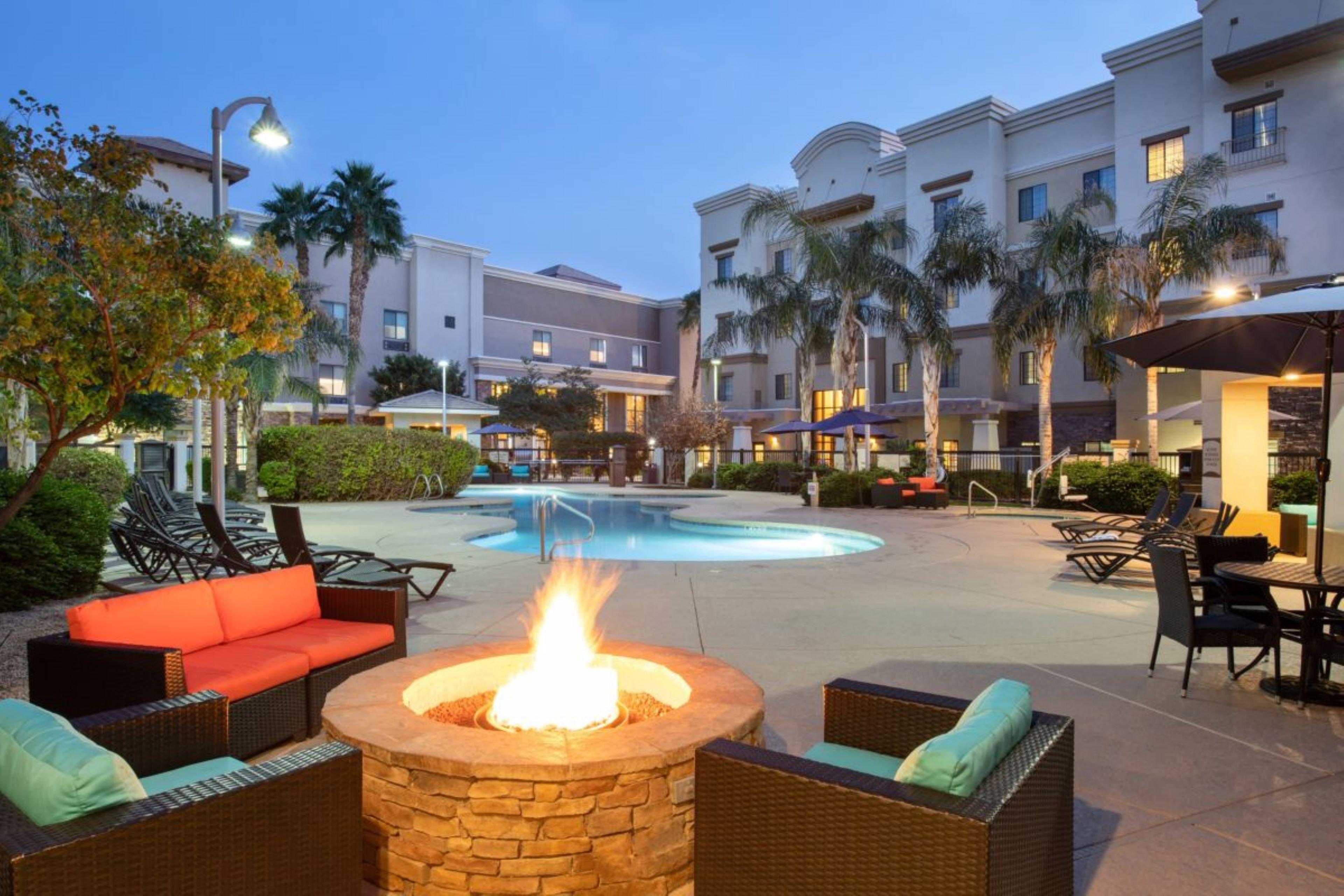 Staybridge Suites Phoenix Glendale Sports Dist By Ihg Exteriér fotografie